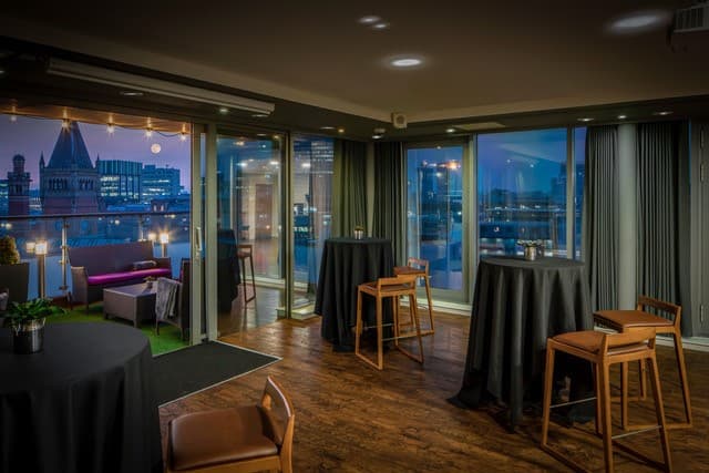 Sky Lounge