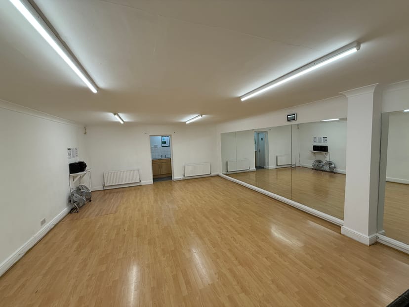 The Lounge Studio 