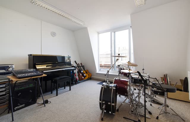 Large Music Room