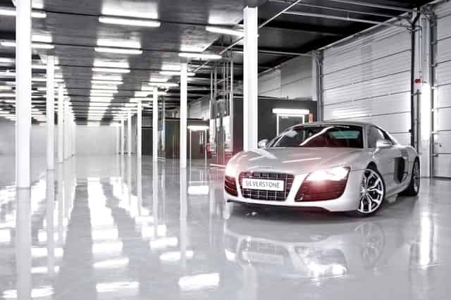 Pit Garages x 4