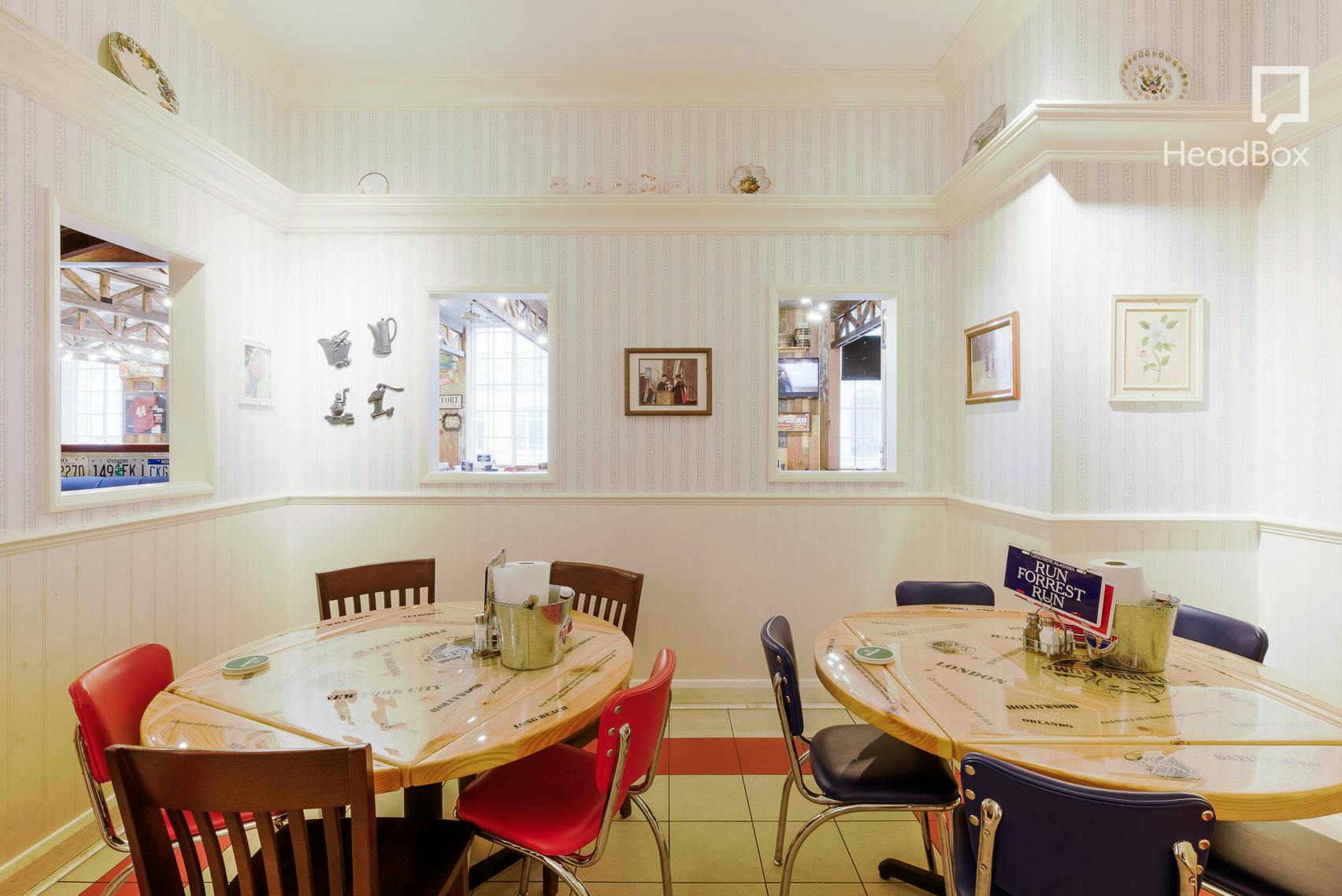 Cozy exclusive venue with round tables for team-building and brainstorming sessions.