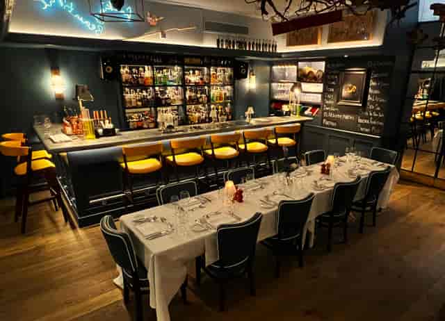 Lombard Club restaurant with elegant table setting for corporate events and gatherings.