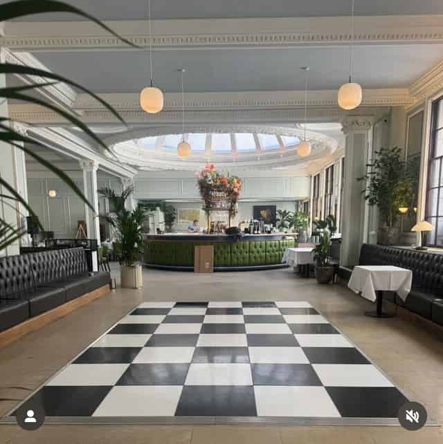 1 Lombard Street
