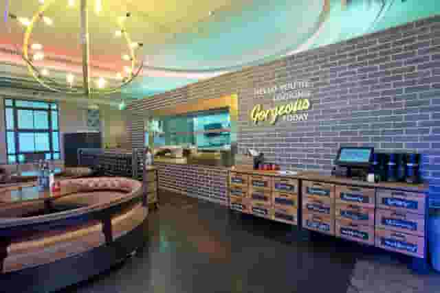 Bar & Kitchen