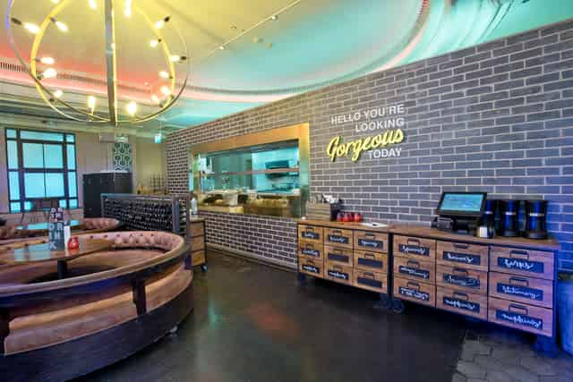 Bar & Kitchen