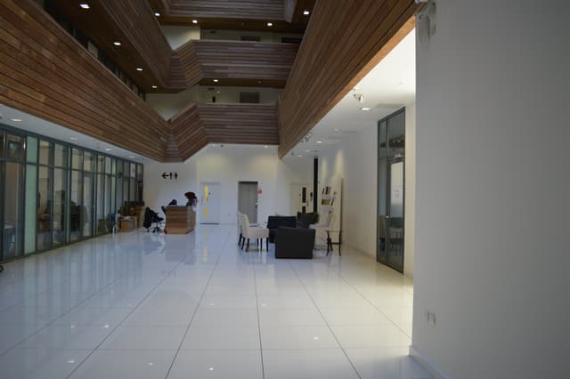 Arthaus Atrium