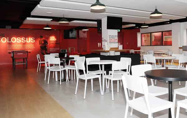 Shanks Lounge