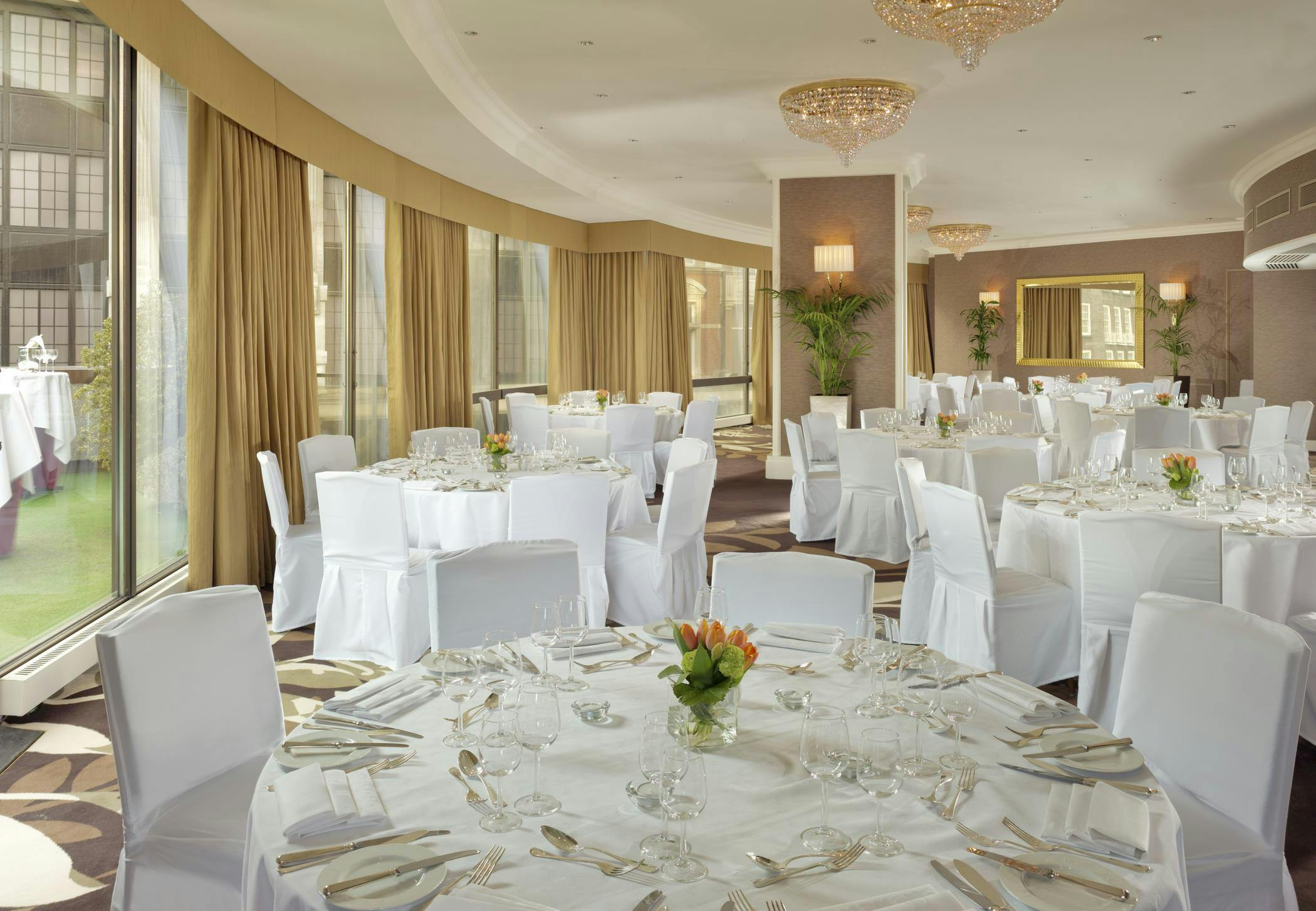 The Park Tower Knightsbridge - A Luxury Collection Hotel, London - Trianon Room image 1