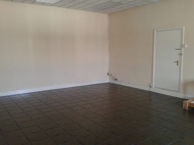 Spacious Roker Room in Flavours & Fables, ideal for workshops and gatherings.