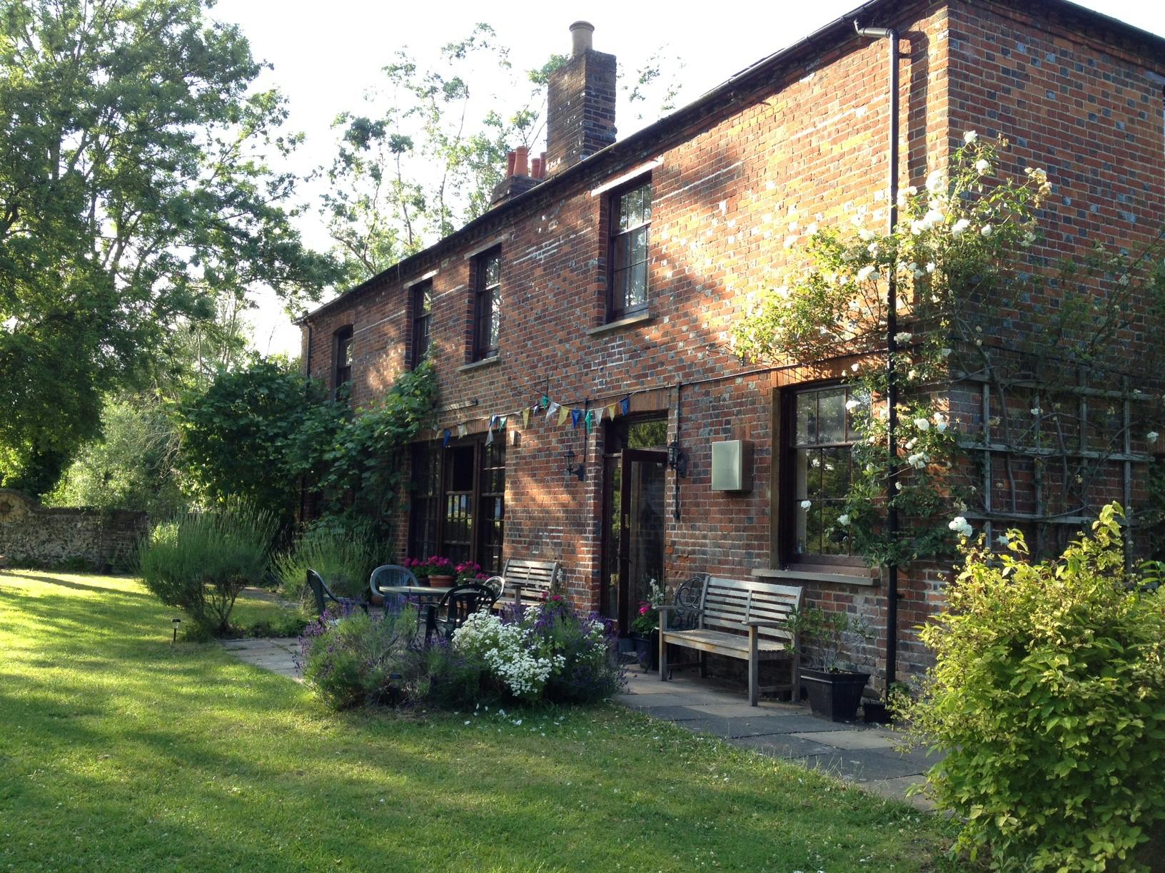 Rustic farmhouse kitchen at Apple Orchard, perfect for retreats and small weddings.