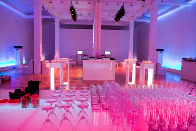 Sleek Whitechapel Gallery event space for upscale cocktail receptions and networking.