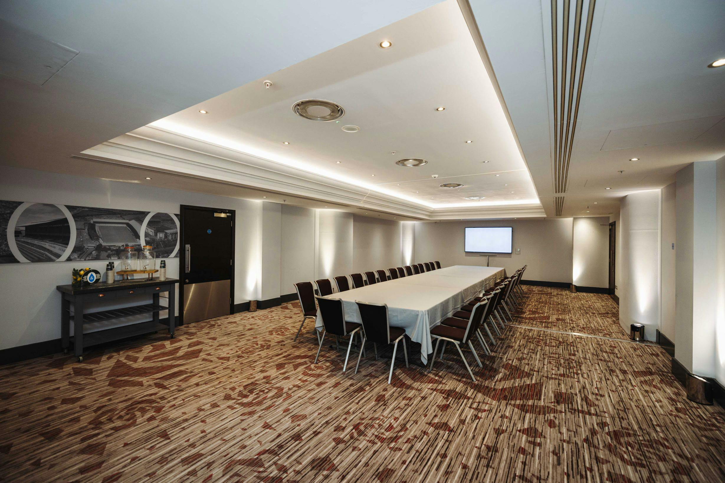 Brunel 1-4 meeting room at Allianz Stadium, Twickenham for corporate workshops and events.