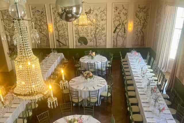 Georgian Ballroom wedding venue with ornate chandeliers for luxury gala events.