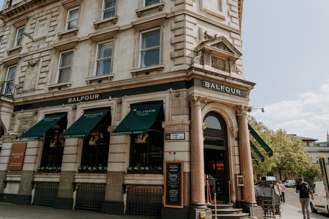 Balfour St Barts
