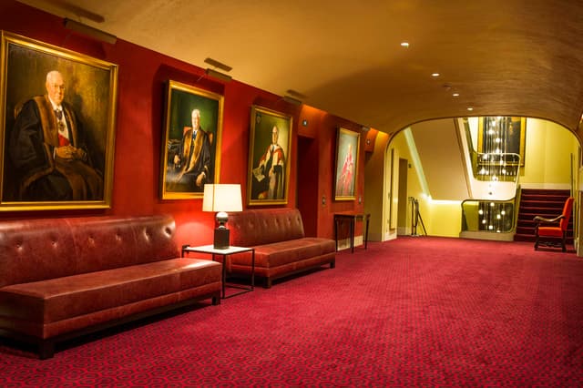 Salters' Hall