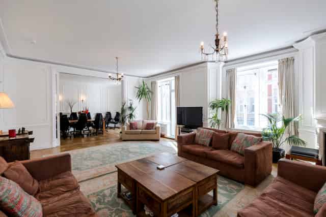 Boutique Boardroom & Brainstorm Suite