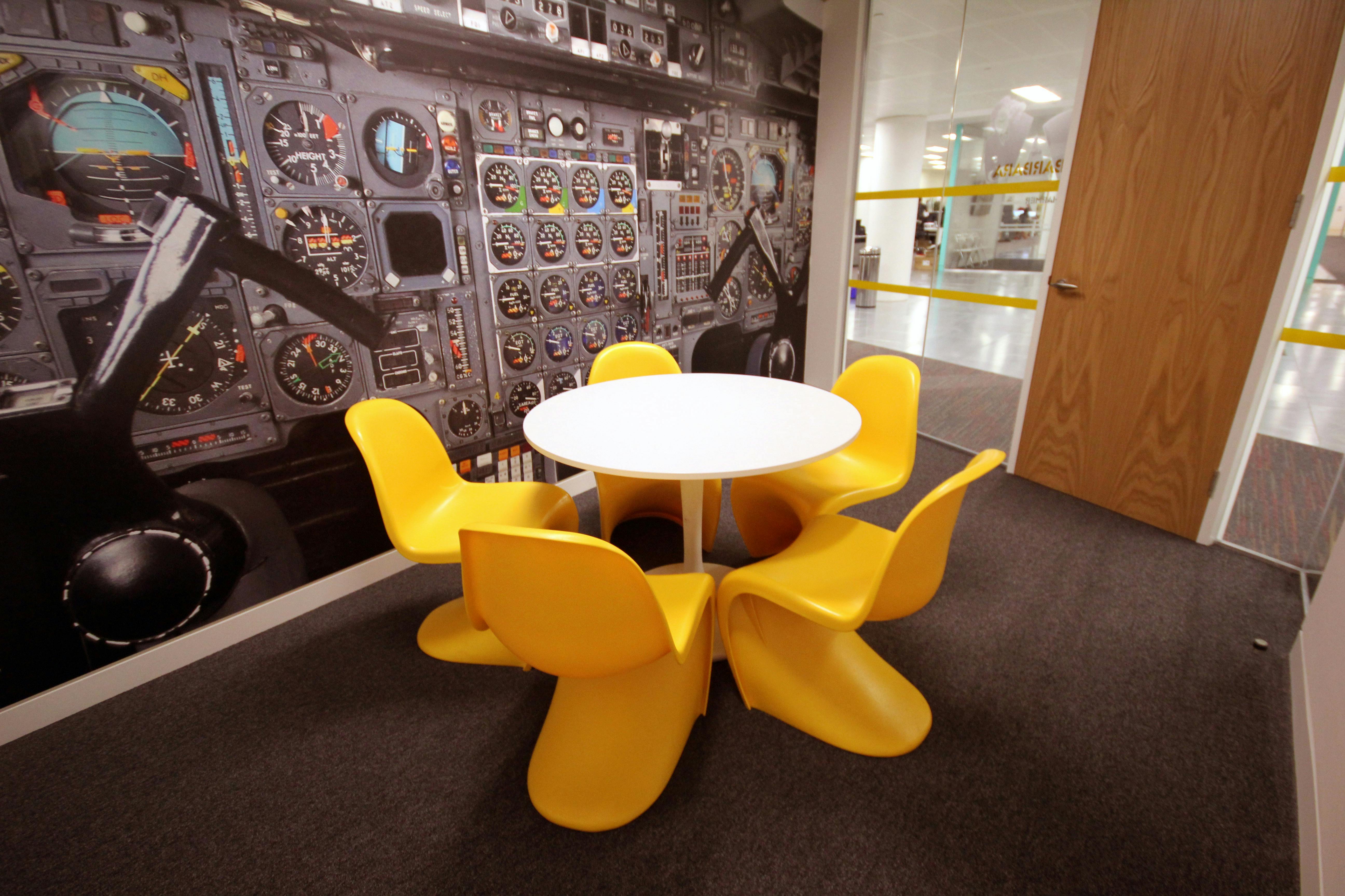 Runway East Moorgate - Barbara Hammer image 1