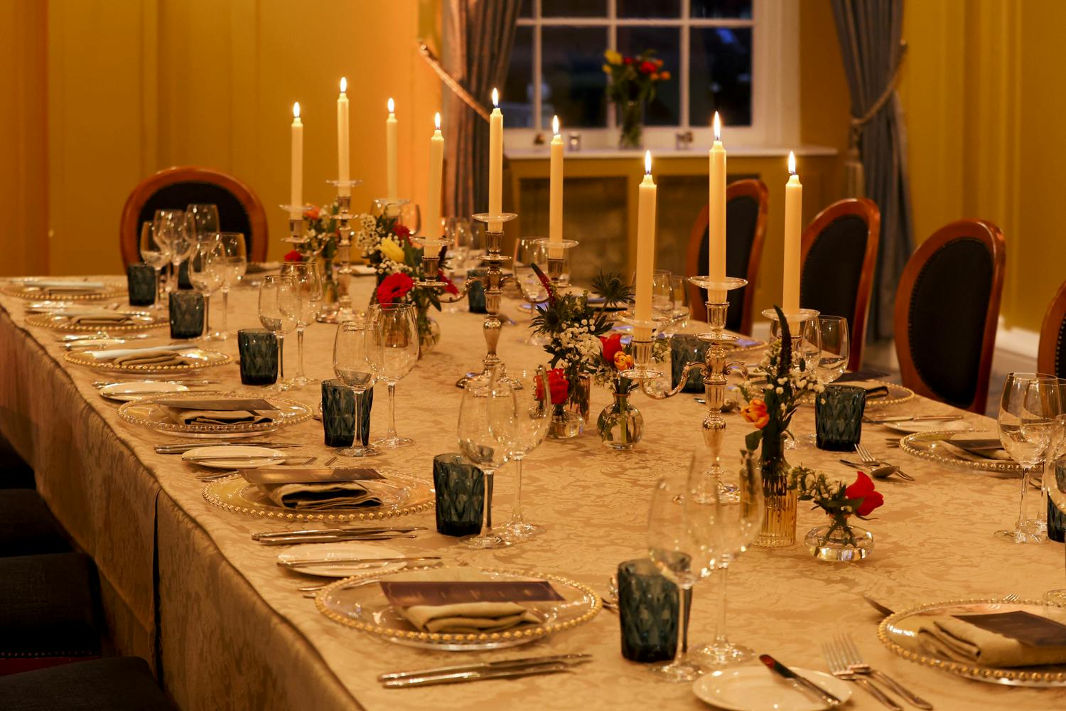 The HAC (Honourable Artillery Company) - Ante Room image 1