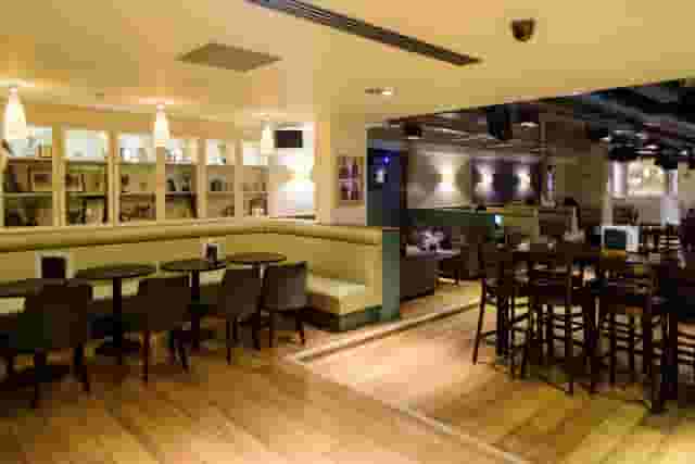 Griff Inn Bar & Kitchen