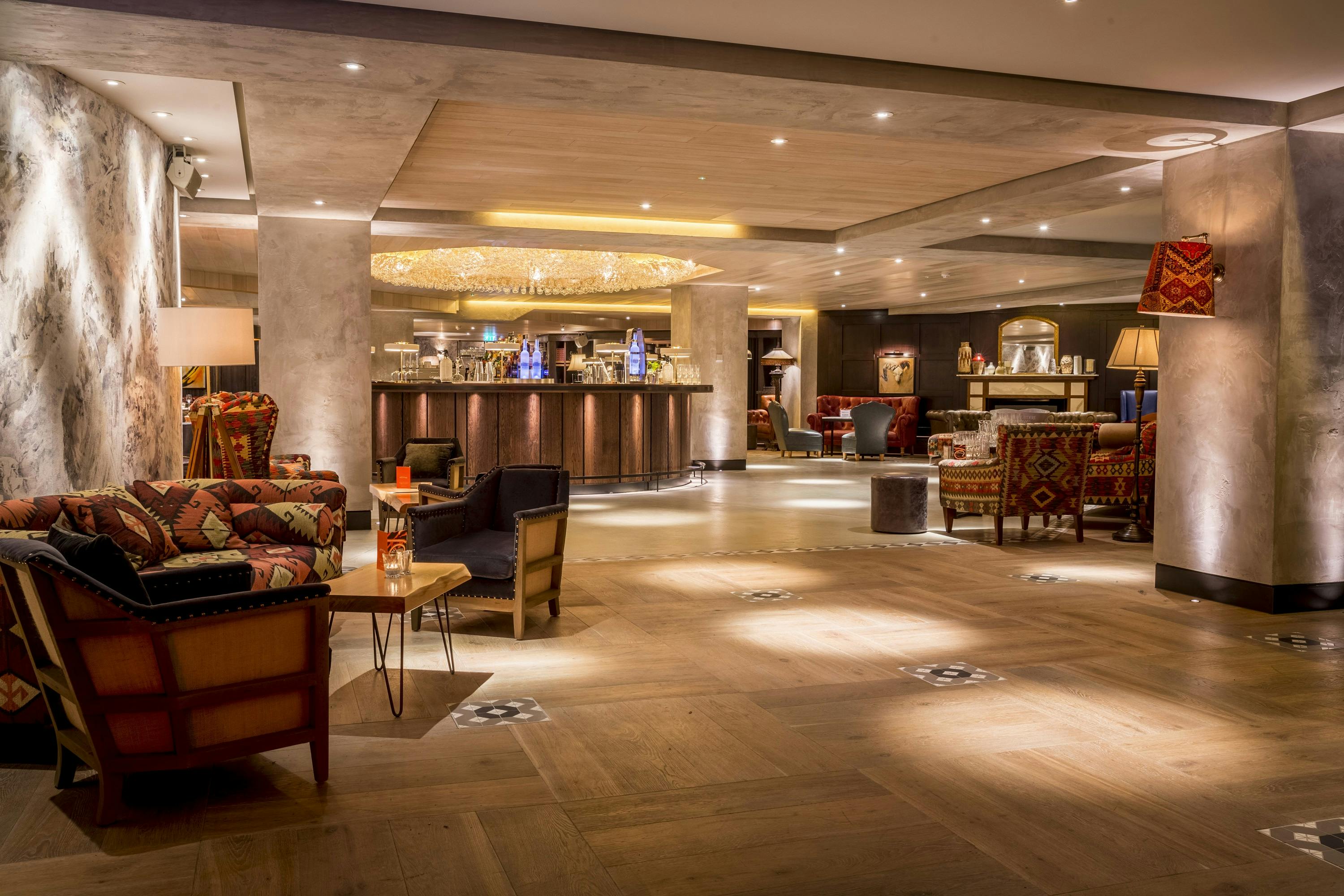 Stylish lounge at 100 Wardour Street, perfect for networking events and meetings.