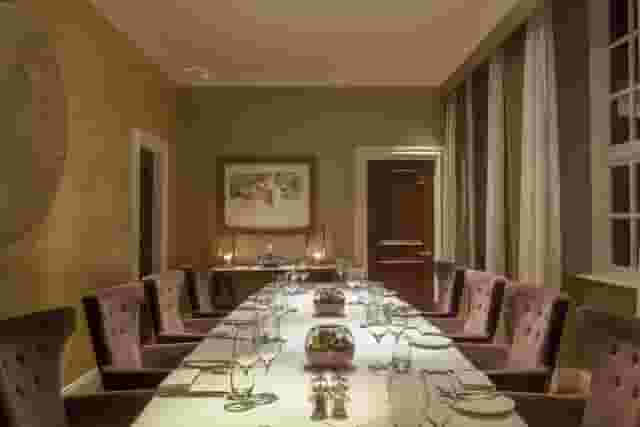 The Roseate, Reading
