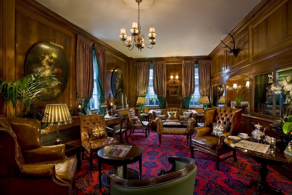 Sophisticated meeting space in The Chesterfield Mayfair Hotel, ideal for networking events.