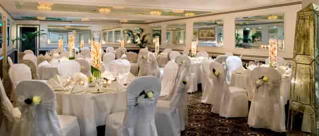 Elegant banquet hall in Great Russell Suite, perfect for weddings and corporate events.