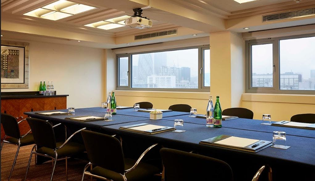 Golden Hind meeting room with long table, ideal for professional events and presentations.