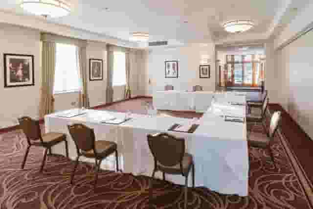 Oatlands Park Hotel
