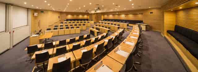Rhodes Trust Lecture Theatre at Saïd Business School, ideal for corporate meetings and seminars.
