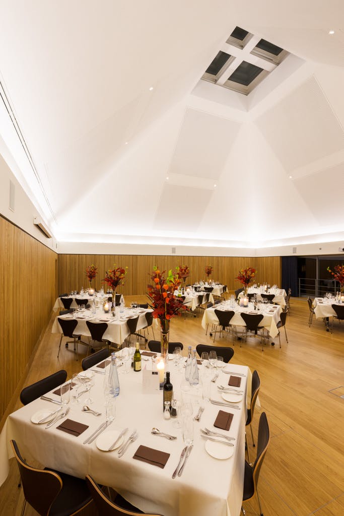 Pyramid Dining Room at Saïd Business School, elegant venue for formal dinners and corporate events.