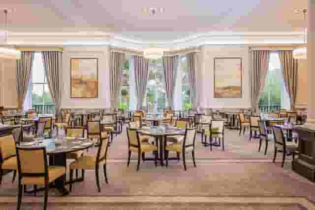 Oatlands Park Hotel