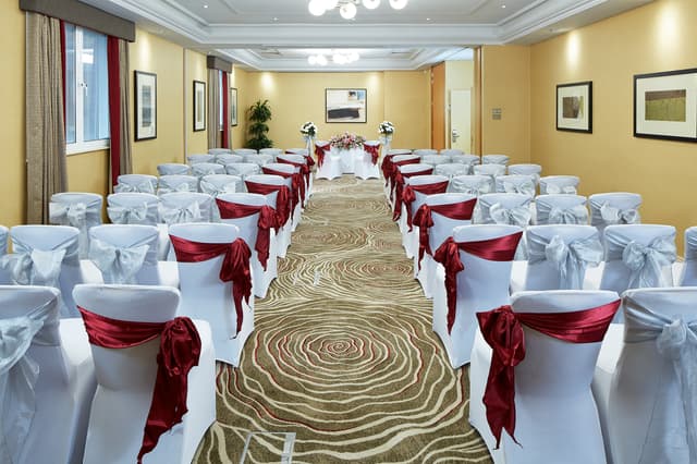 Queens Suite