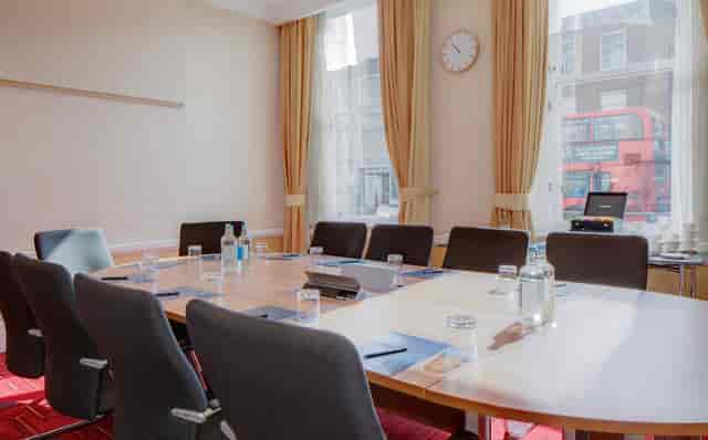Maine meeting room at Hilton London Paddington, bright space for professional events.