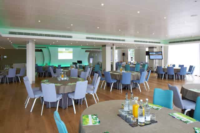 The Thames View Suite