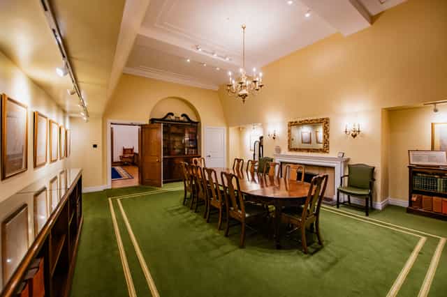 Gray's Inn Benchers Library, executive meeting, private dinner