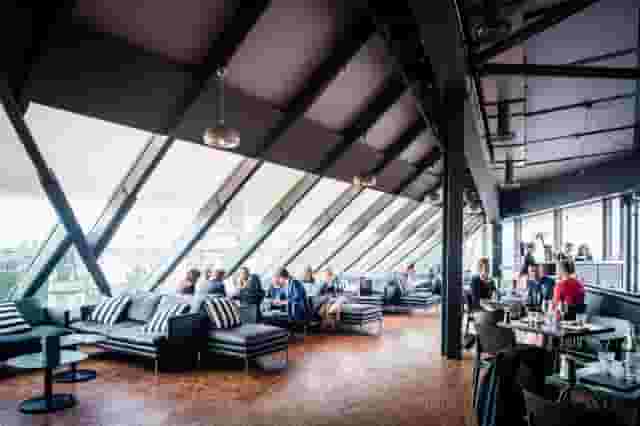 Bar Lounge