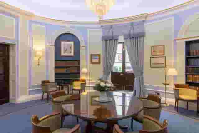 Oval Room