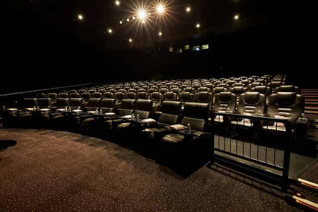 Standard Cinema Screens