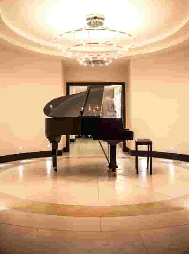 Leopold Suite