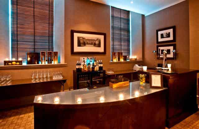 Chateau Lounge