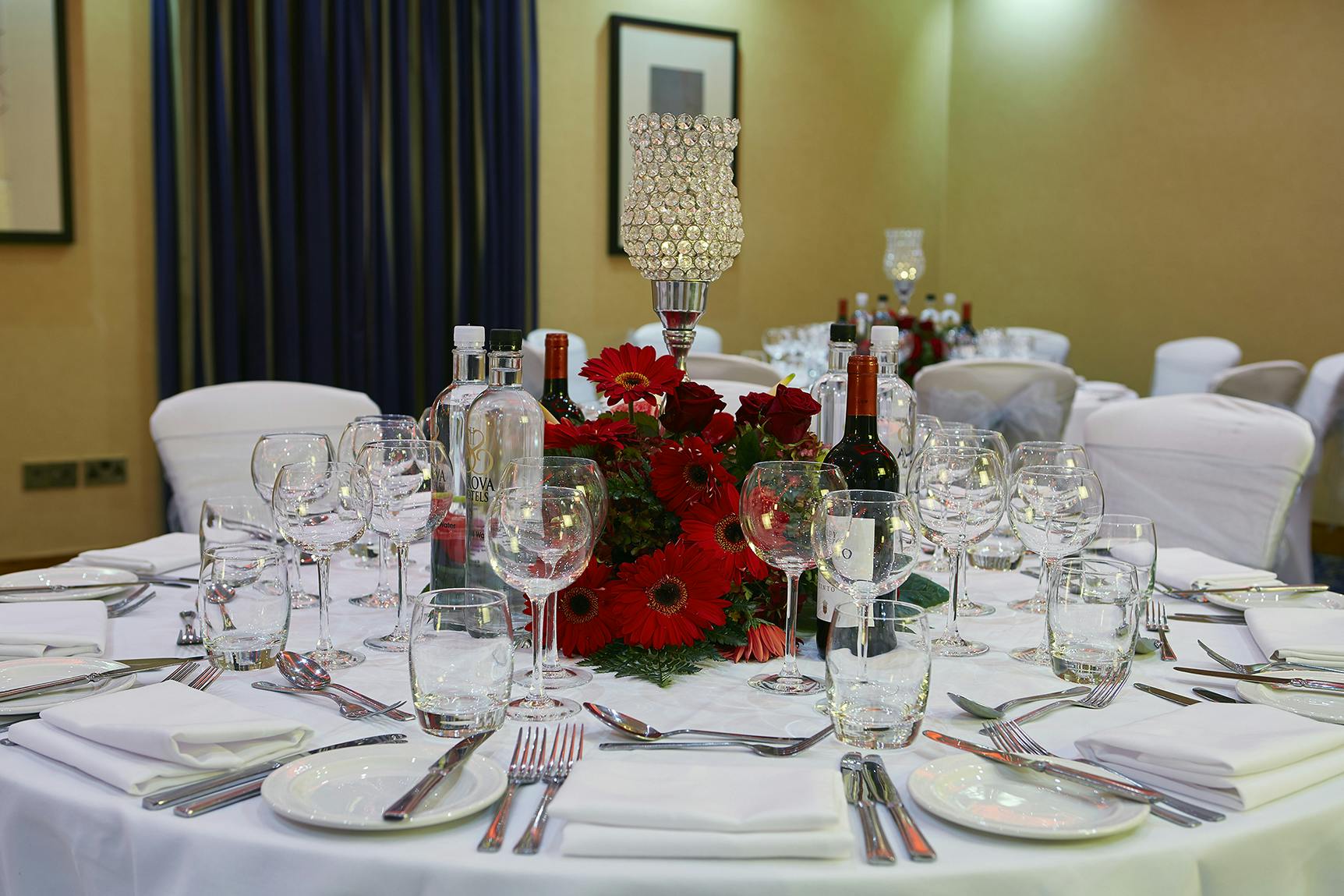 Elegant dining table setup in Edward Suite, perfect for formal events and galas.
