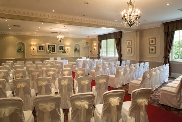 Wood Hall Hotel & Spa