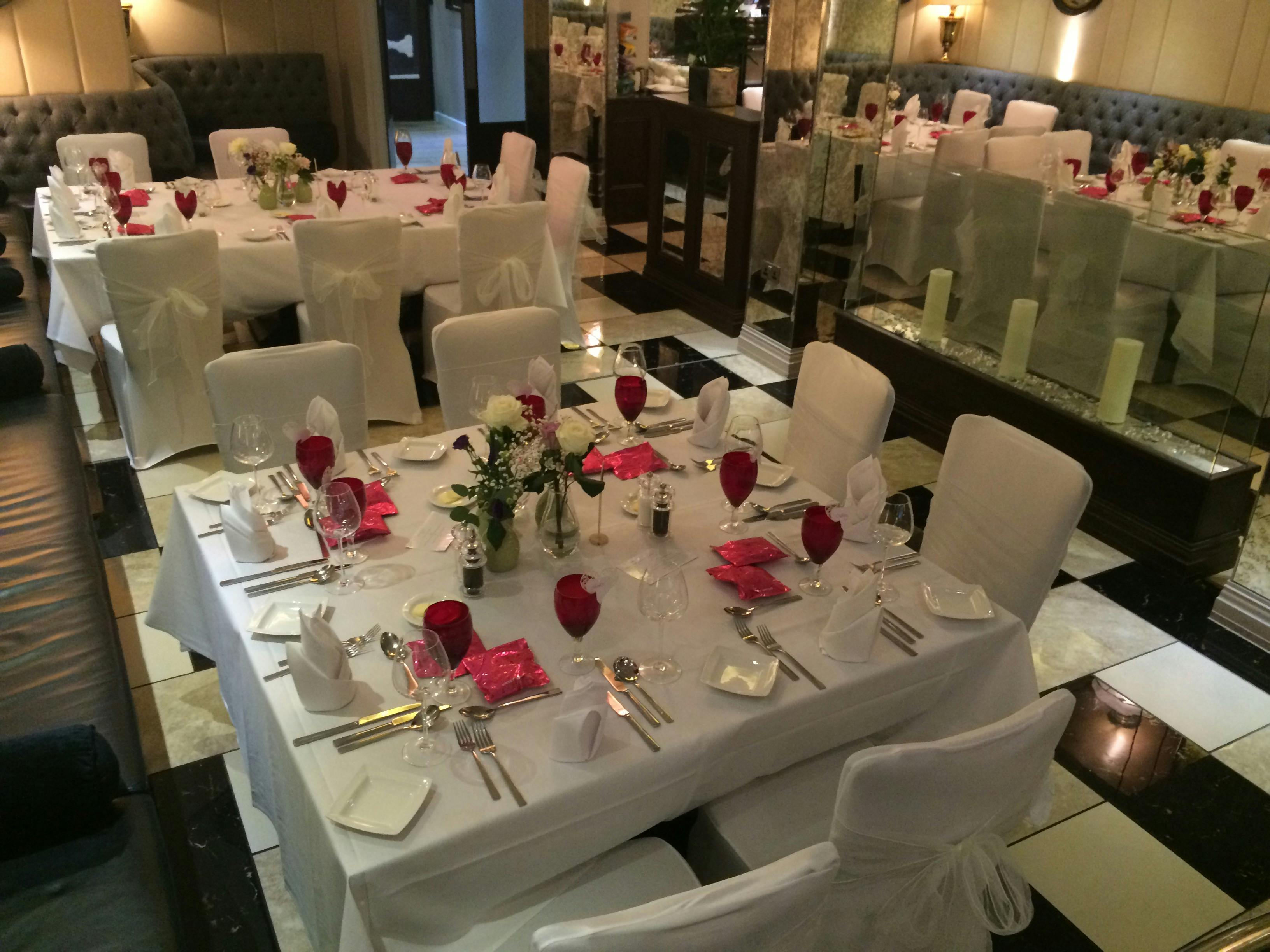 DoubleTree by Hilton London Greenwich - O4 Room  image 1