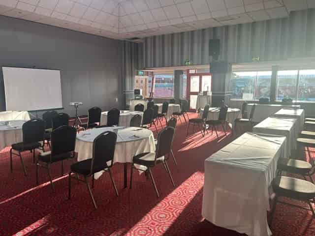 Ray Graydon Lounge