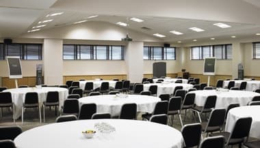 Oxford and Cambridge room 