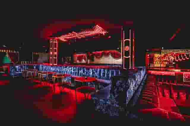 cirque le soir