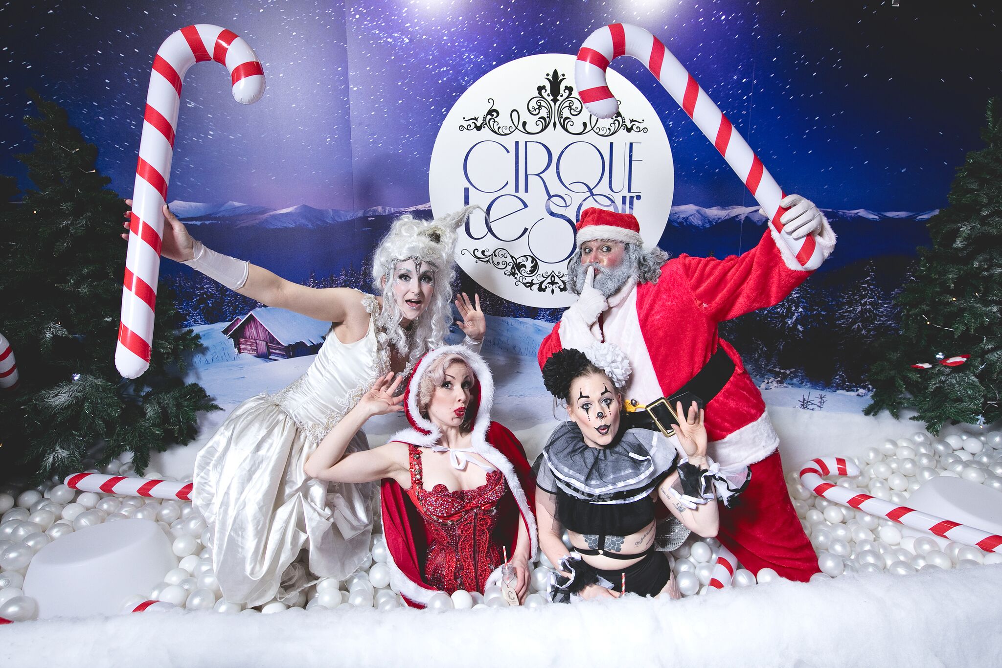 Cirque le Soir