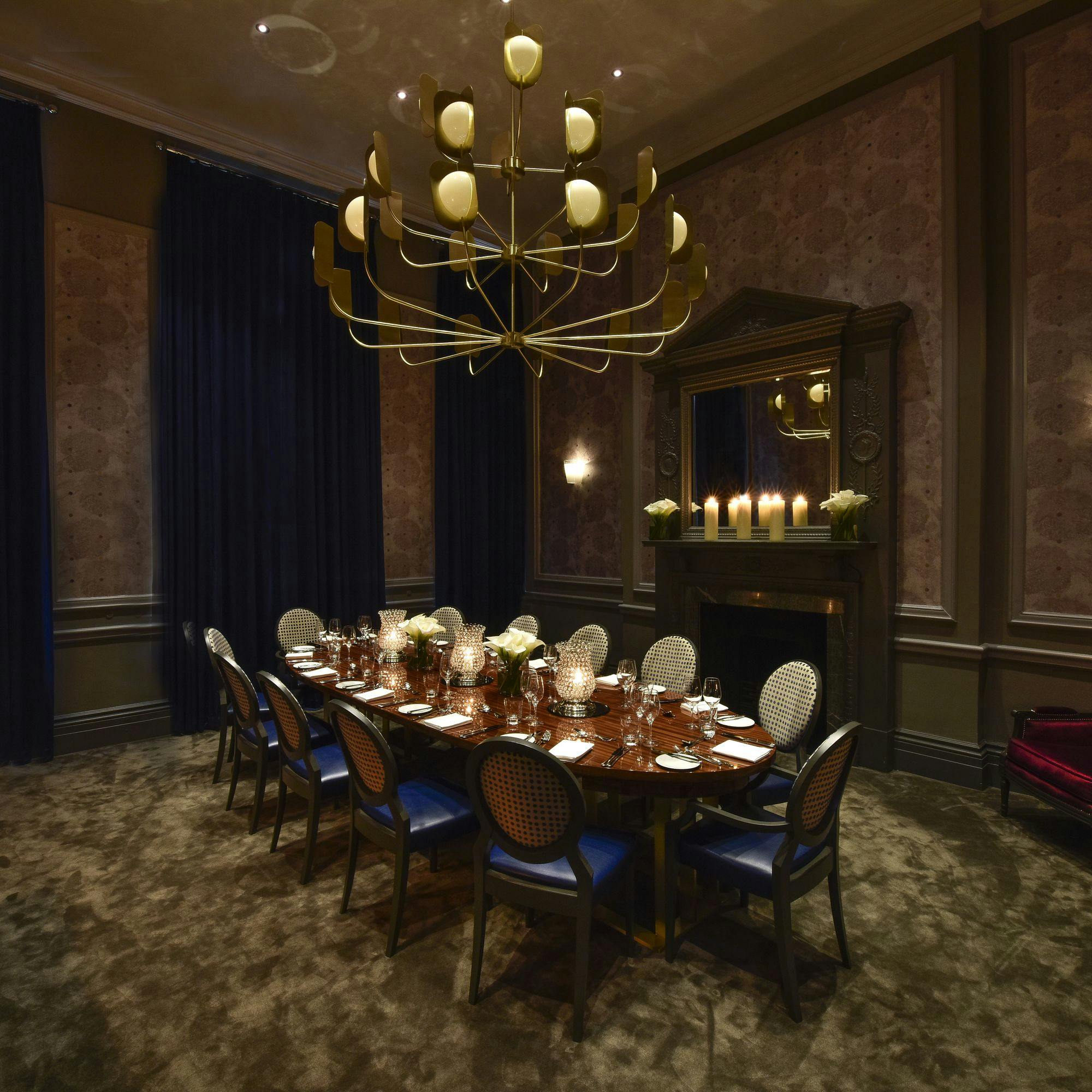 Elegant dining room at Andaz London, ideal for corporate events and intimate gatherings.