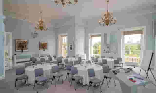 {10-11} Carlton House Terrace